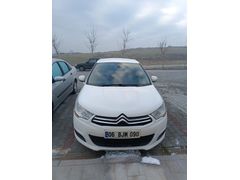 Sahibinden Citroen C4 1.6 e-HDi Confort Plus 2011 Model  253.000 km Beyaz