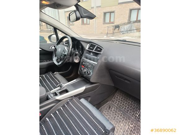 Sahibinden Citroen C4 1.6 e-HDi Confort Plus 2011 Model  253.000 km Beyaz