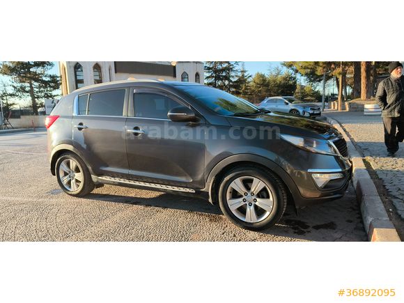 kia Sportage 1.6 GSL Plus 2012 model 182binde 