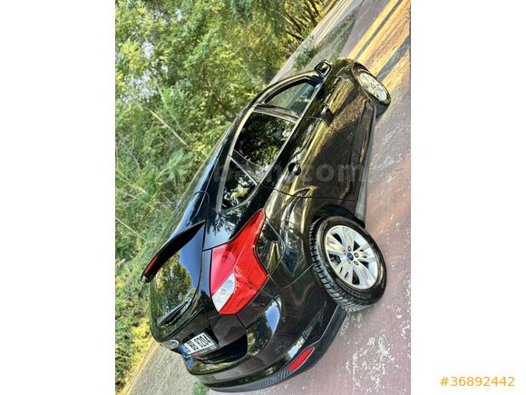 Sahibinden Ford Focus 1.6 TDCi Titanium 2012 Model 