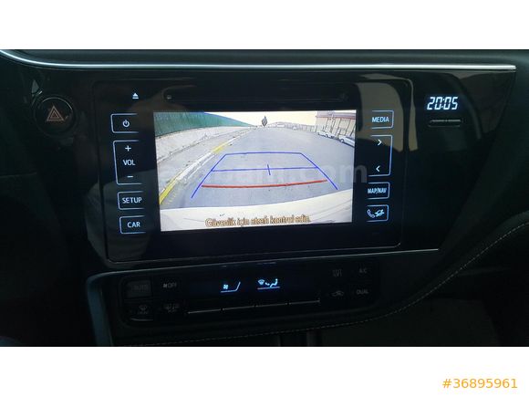 Sahibinden Toyota Corolla 1.4 D-4D Touch 2017 Model otm.fuul orjinal