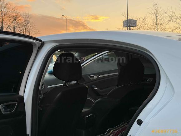 2017-18 ÇIKIŞLI TESLA EKRAN-DEĞİŞENSİZ MEGANE