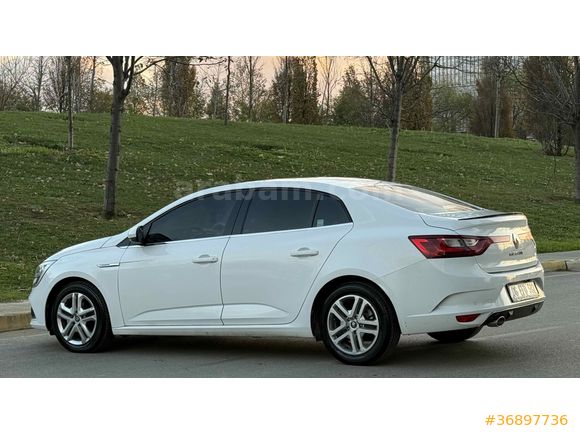 2017-18 ÇIKIŞLI TESLA EKRAN-DEĞİŞENSİZ MEGANE