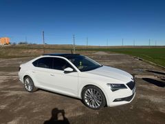 Sahibinden Skoda SuperB 1.6 TDI Prestige 2018 Model 
Ön amblemde  ufak göçük ve arka lokal olan çamurlukta göçük mevcuttur
