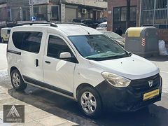 AKMAZLAR'DAN 2015 DACIA DOKKER 1.5 dCI STEPWAY BAKIMLI VADE OLUR