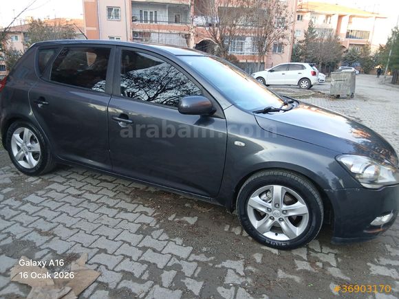 Sahibinden Kia Ceed 1.6 Concept 2010 Model