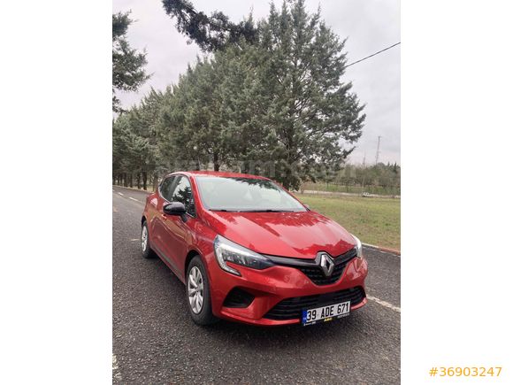 Sahibinden extralı Renault Clio 1.0 SCe Joy 2023 Model 