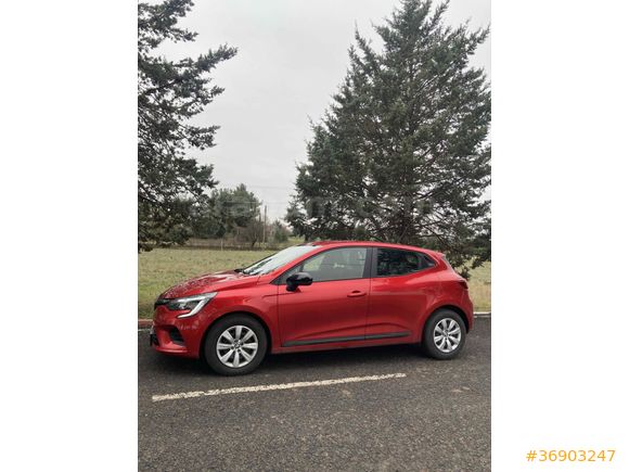 Sahibinden extralı Renault Clio 1.0 SCe Joy 2023 Model 