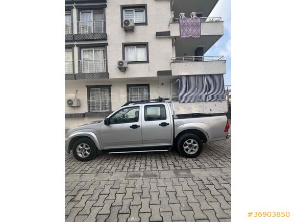 Sahibinden Isuzu D-Max 2.5 4x2 2011 Model 