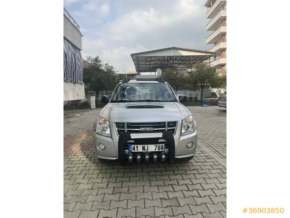 Sahibinden Isuzu D-Max 2.5 4x2 2011 Model 