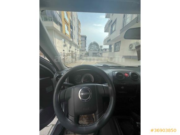 Sahibinden Isuzu D-Max 2.5 4x2 2011 Model 