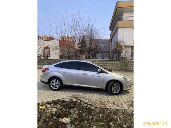 ACİL SATILIK HASAR KAYITSIZ FOCUS