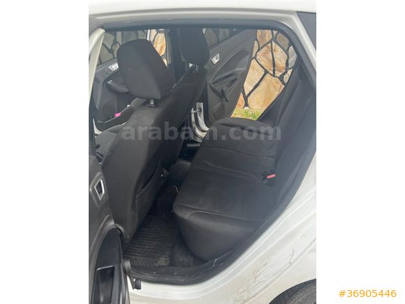 Sahibinden Ford Fiesta 1.6 Titanium 2014 Model