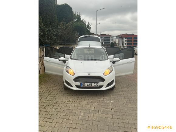 Sahibinden Ford Fiesta 1.6 Titanium 2014 Model