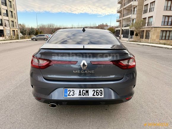 2018 MEGANE 4 | TİTANİUM GRİ | TEMİZ AİLE ARACI