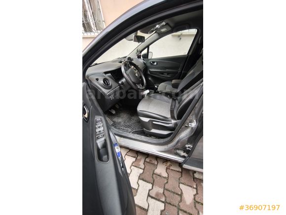 Sahibinden Renault Captur kazasız değişensiz tramersiz 1.5 dCi Icon full 2018 manuel Model