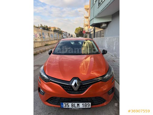 Sahibinden Renault Clio 1.0 TCe Touch 2023 Model 