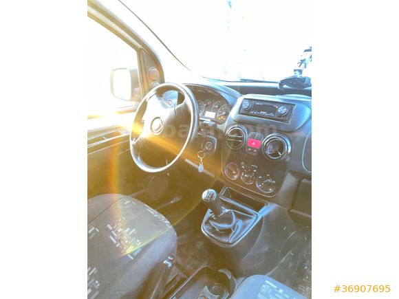 Sahibinden Fiat Fiorino Cargo 1.3 Multijet 2015 Model  290 km Beyaz