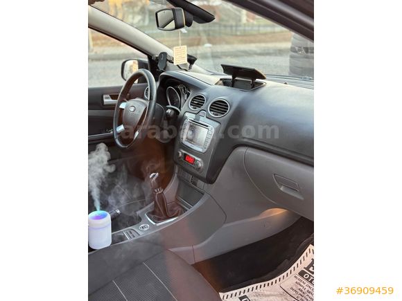 Sahibinden Ford Focus 1.6 TDCi Titanium 2011 Model 