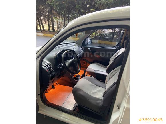 Sahibinden Peugeot Partner 1.9 D Comfort 2003 Model 