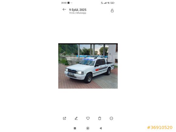 Sahibinden Mazda B2500 2000 Model  250.000 km Beyaz