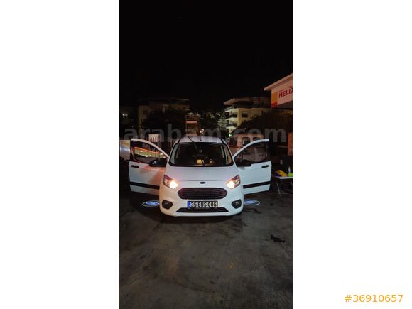 Sahibinden Ford Tourneo Courier 1.0 EcoBoost Titanium Plus 2023 Model   56.500 km Beyaz