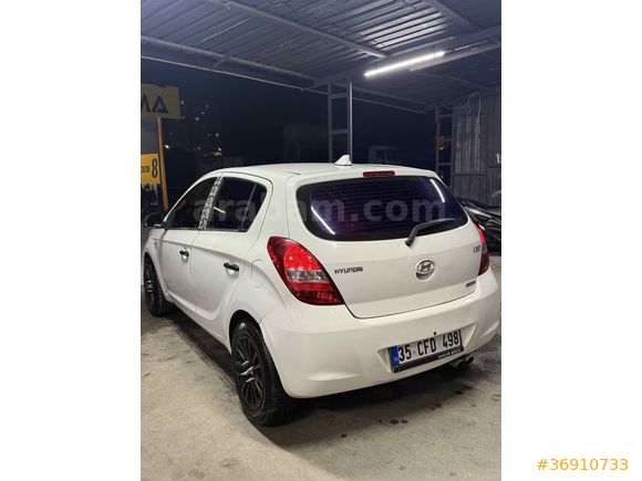 Sahibinden Hyundai i20 1.4 CRDi Team 2012 Model 