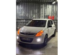 Sahibinden Hyundai i20 1.4 CRDi Team 2012 Model 