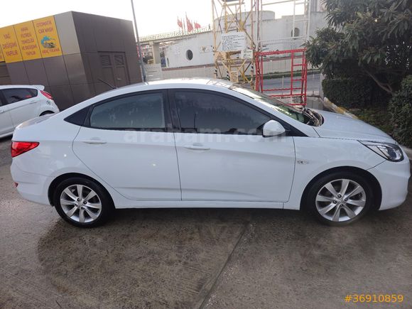 Sahibinden Hyundai Accent Blue 1.6 CRDI Mode Plus 2018 Model