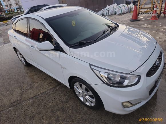 Sahibinden Hyundai Accent Blue 1.6 CRDI Mode Plus 2018 Model