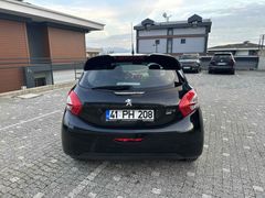 Sahibinden Otomatik Peugeot 208 1.4  Dizel Bakımları Yeni Yapıldı