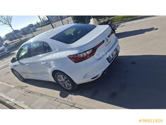 Megane 1.5 Blue DCI Touch 2019 Model