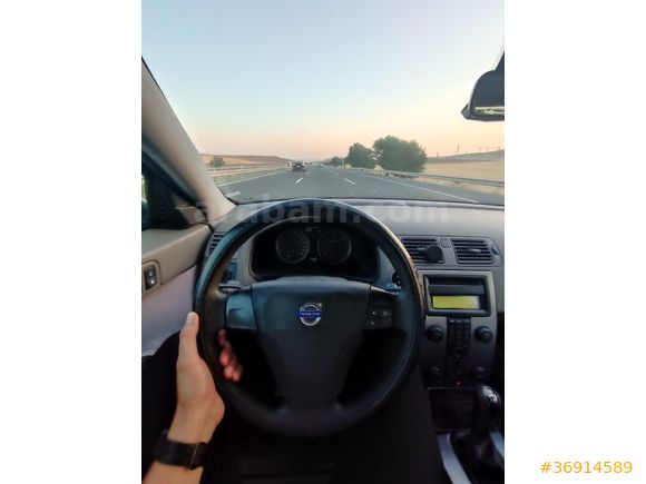 Sahibinden Orijinalliği Bozulmamış S40