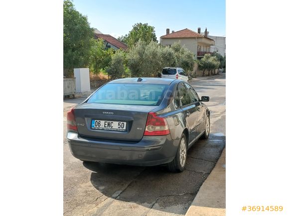 Sahibinden Orijinalliği Bozulmamış S40