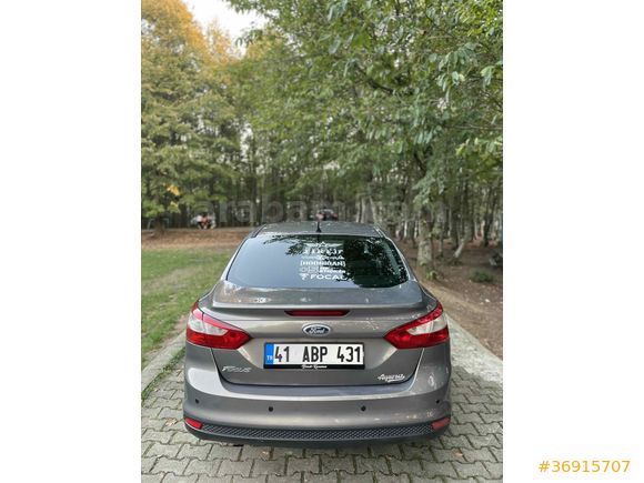 Sahibinden Ford Focus değişensiz servis bakımlı
