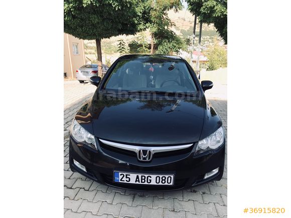 Sahibinden Honda Civic 1.6 Premium  araç 2020 yılı haziran ayından itibaren bende