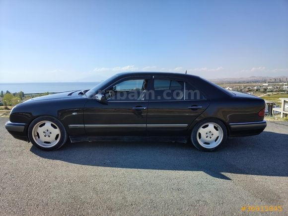 Sahibinden Mercedes - Benz E 200 Elegance 1998 Model