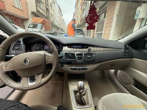 ACİL SATILIK !!! Sahibinden Renault Laguna 1.5 dCi Privilege 2008 Model 