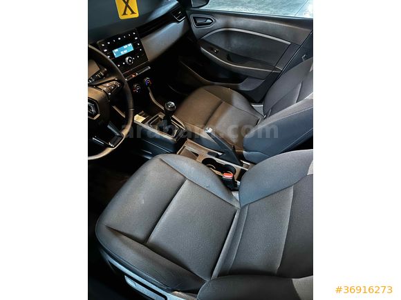 Sahibinden Renault Clio 1.0 SCe Joy 2023 Model 