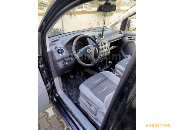 Sahibinden Volkswagen Caddy 1.9 TDI Kombi Life 2010 Model  217.600 km Siyah