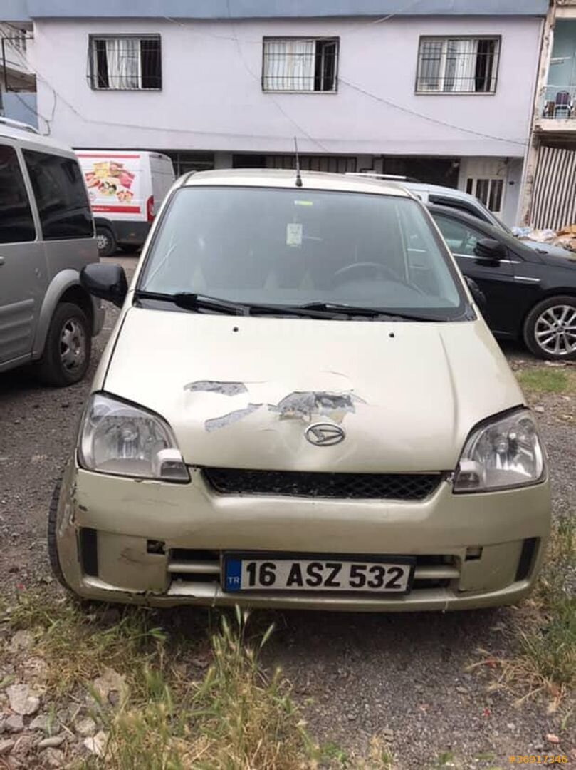 Sahibinden Daihatsu Cuore 1.0 Low Grade 2005 Model İzmir 188.000 km Yeşil 4