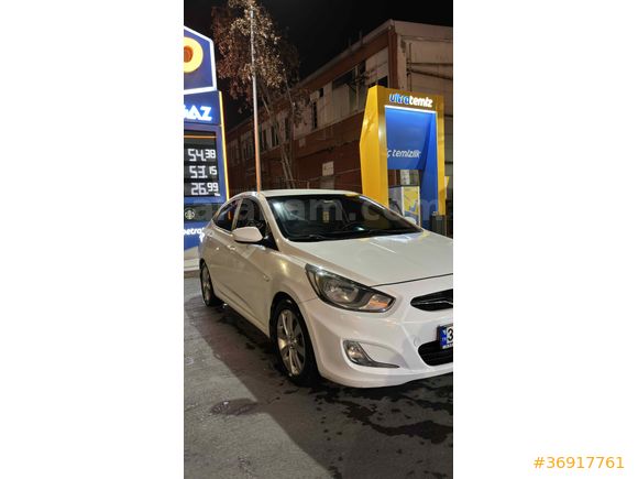 Sahibinden Hyundai Accent Blue 1.6 CRDI Mode Plus 2013 Model 