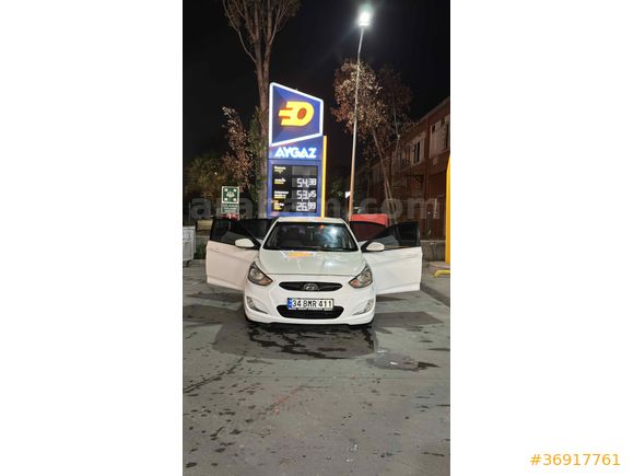 Sahibinden Hyundai Accent Blue 1.6 CRDI Mode Plus 2013 Model 