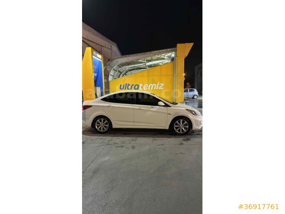 Sahibinden Hyundai Accent Blue 1.6 CRDI Mode Plus 2013 Model 