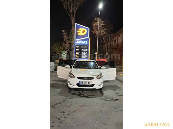 Sahibinden Hyundai Accent Blue 1.6 CRDI Mode Plus 2013 Model 