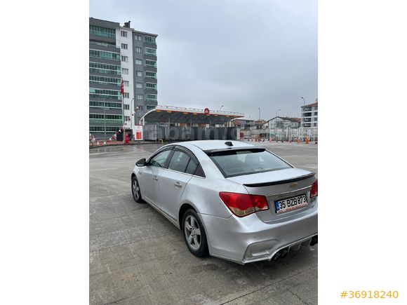 Sahibinden Chevrolet Cruze 1.6 2010 Model  153.000 km Gri (Gümüş)