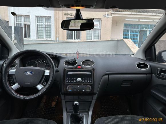 Sahibinden Ford Focus 1.6 TDCi Ghia 2006 Model
