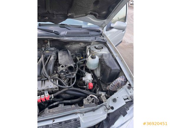 Sahibinden Renault Megane 1.6 RXT 2001 Model 