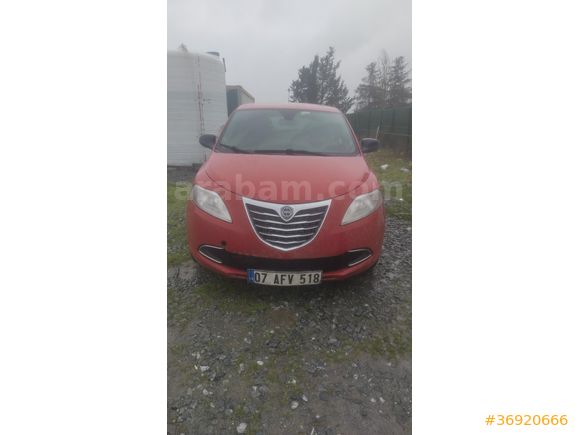 Sahibinden Lancia Ypsilon 1.3 Mjet 2013 Model