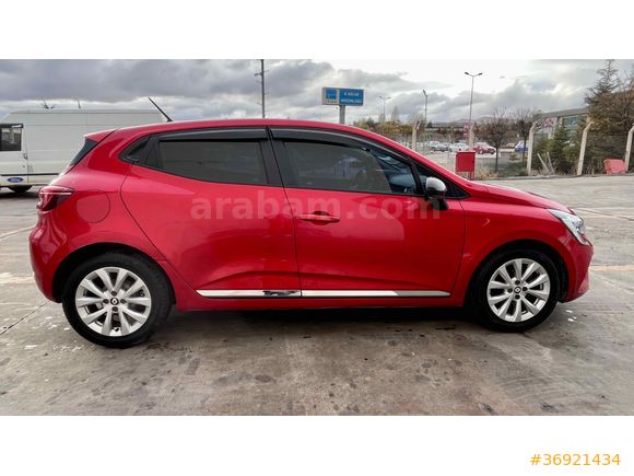 Sahibinden Renault Clio 1.0 TCe Touch 2023 Model 